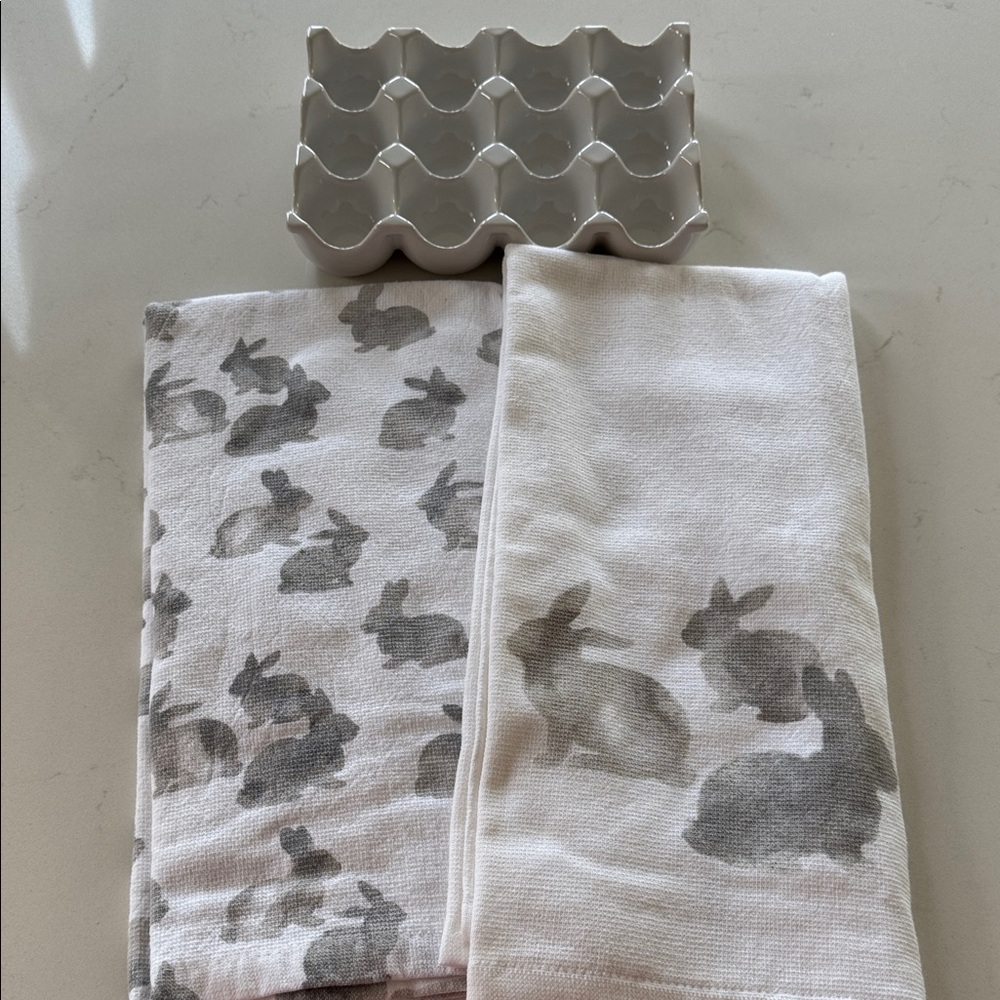 Gray and White Bunny Print Towels with Egg Tray New